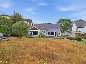 Photo 9- click for photo gallery